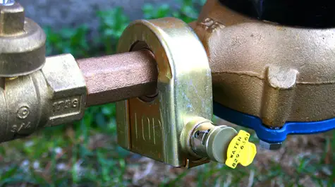 Steps on How to Remove Gas Meter Lock Without Breaking It