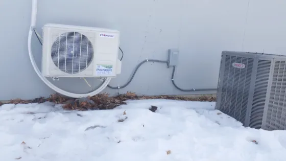 How does the heat pump use water