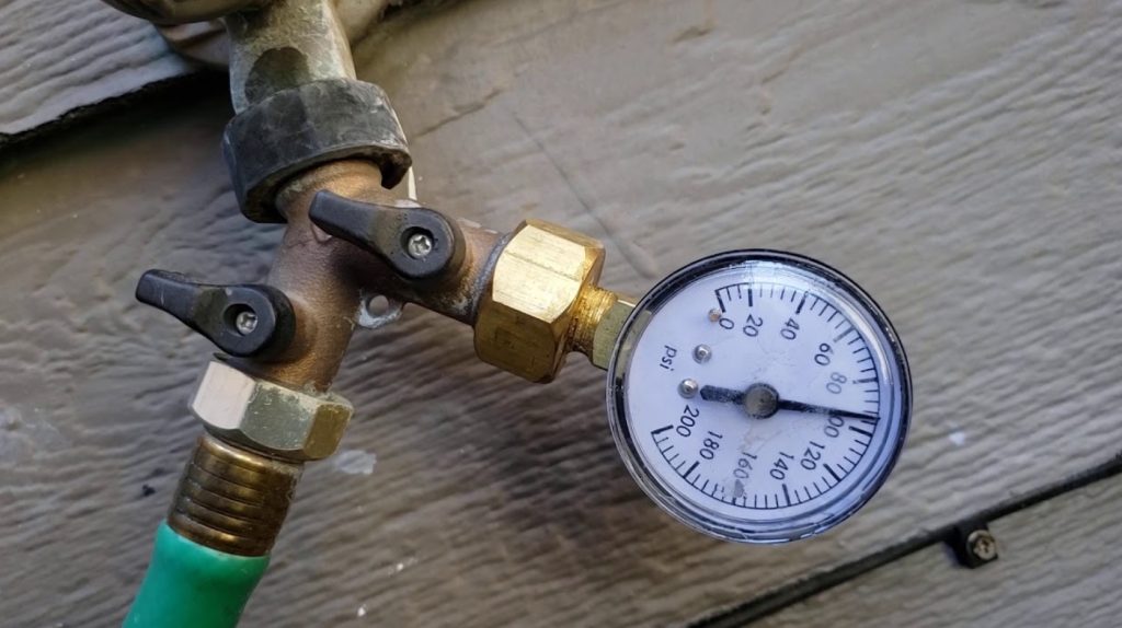 How Usage Patterns Affect Water Pressure Consistency